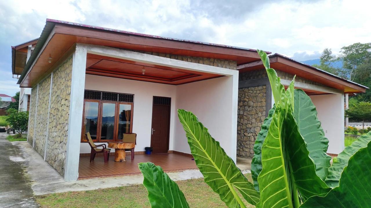 Bed and Breakfast Toba Sunset Tuk Tuk Exterior foto